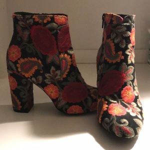 Mia Floral Bootie